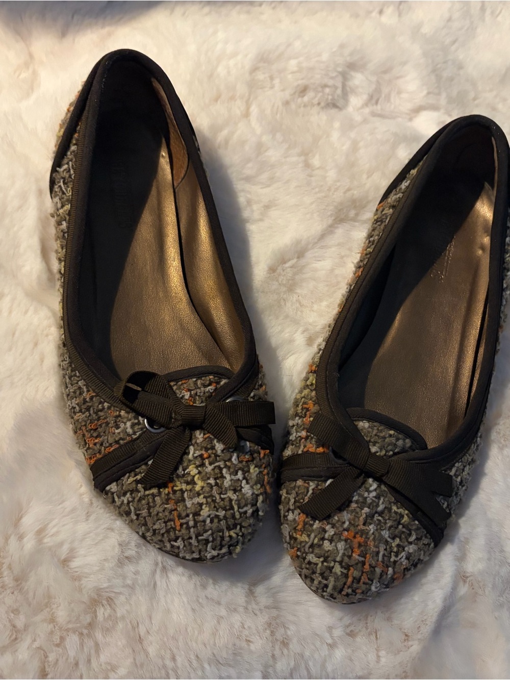 Seychelles Tweed Ballet Flats w/ Brown Bow, Kitten Heel, Gray and Orange Accent